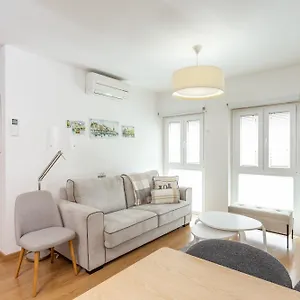 Of Principe Real Liberdade In The Heart Of With Private Parking Lissabon