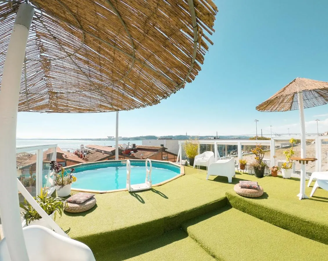 Sunset Destination Hostel Lisbon 0*,  Portugal