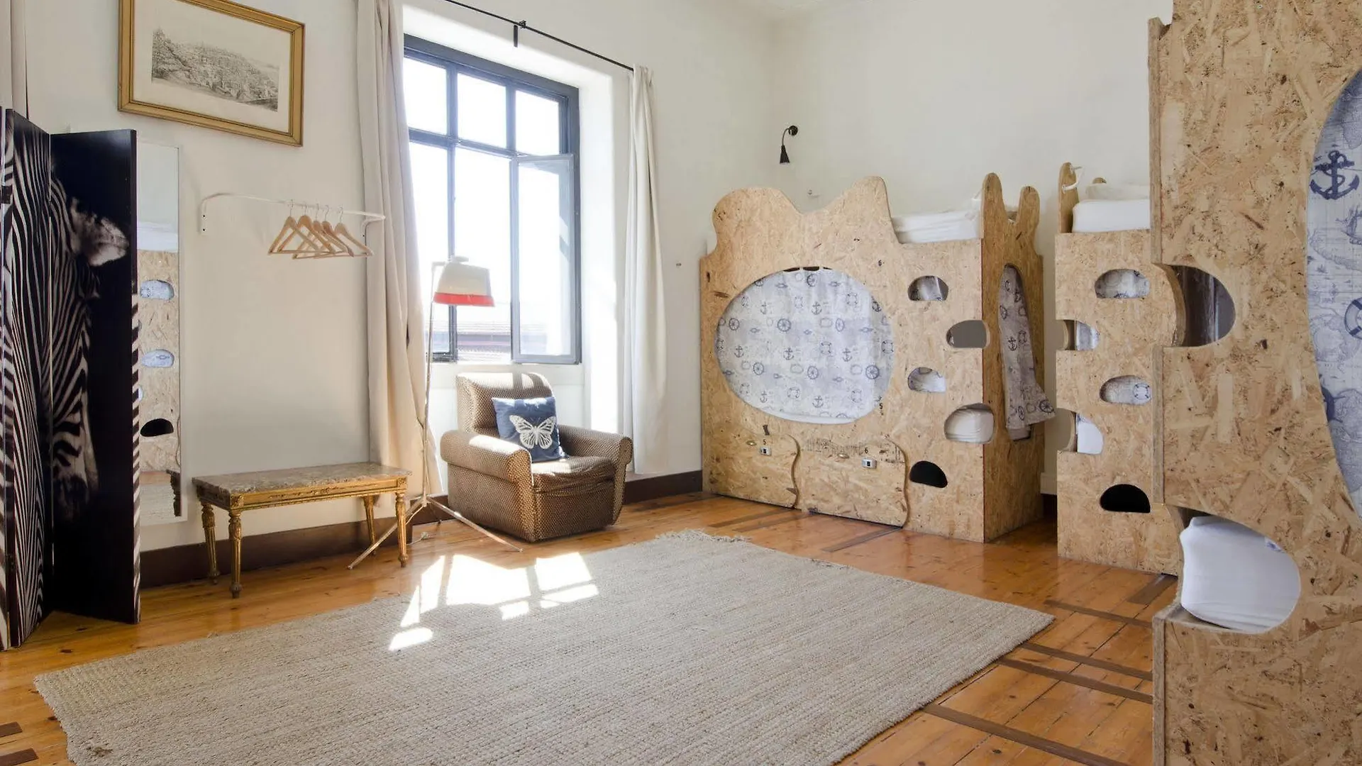 Sunset Destination Hostel Lisbon