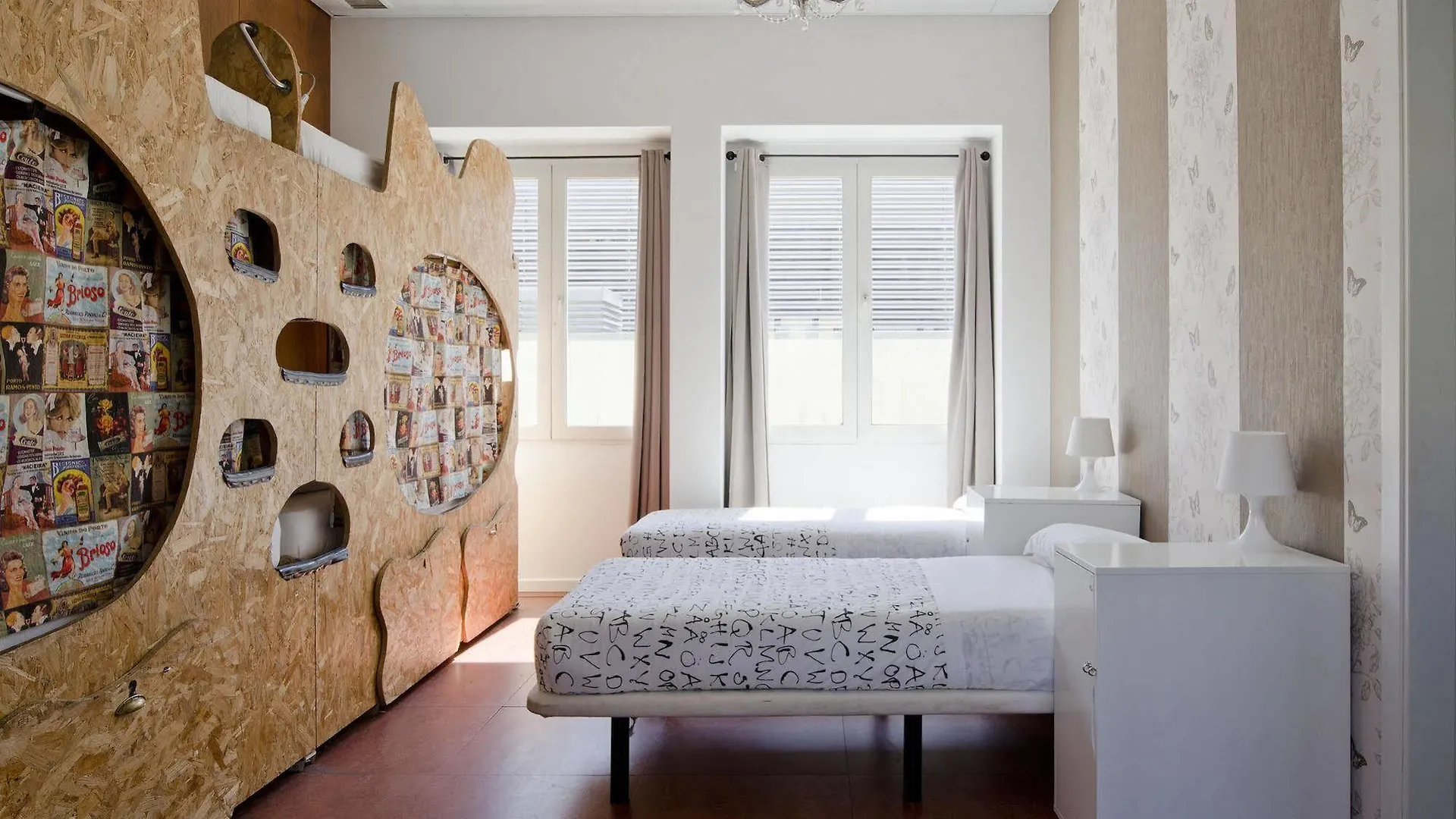 Sunset Destination Hostel Lisbon 0*,  Portugal