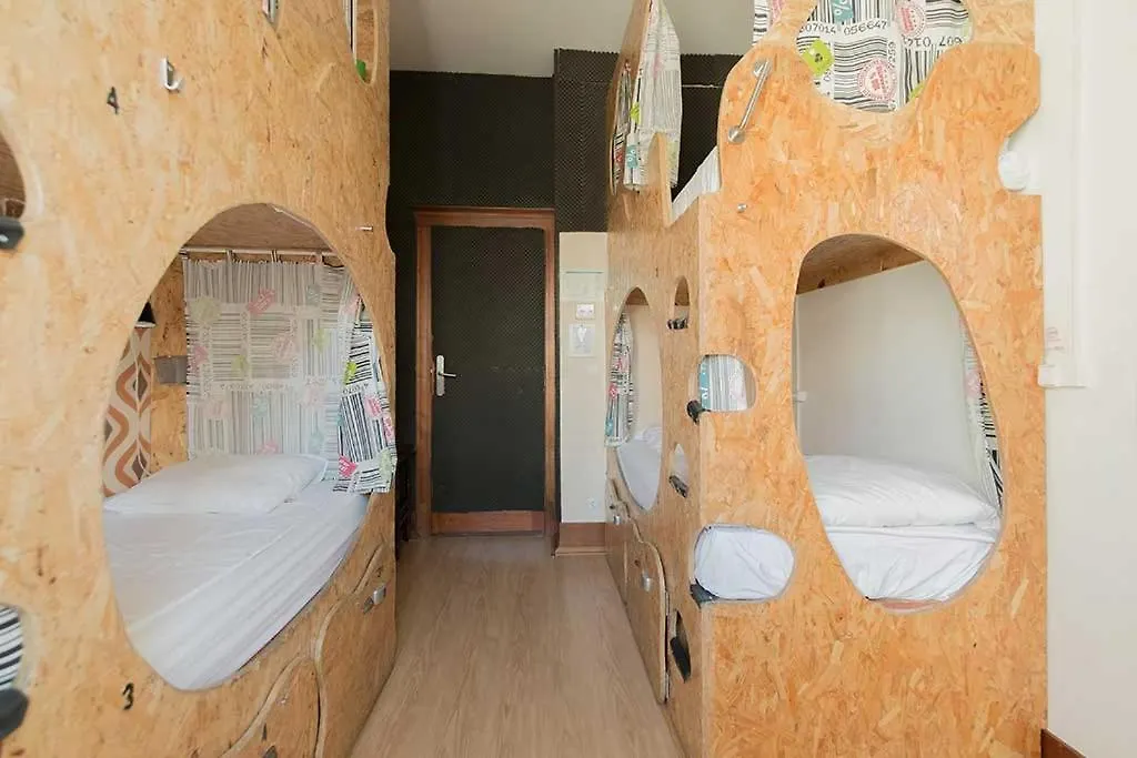 Sunset Destination Hostel Lisboa Portugal