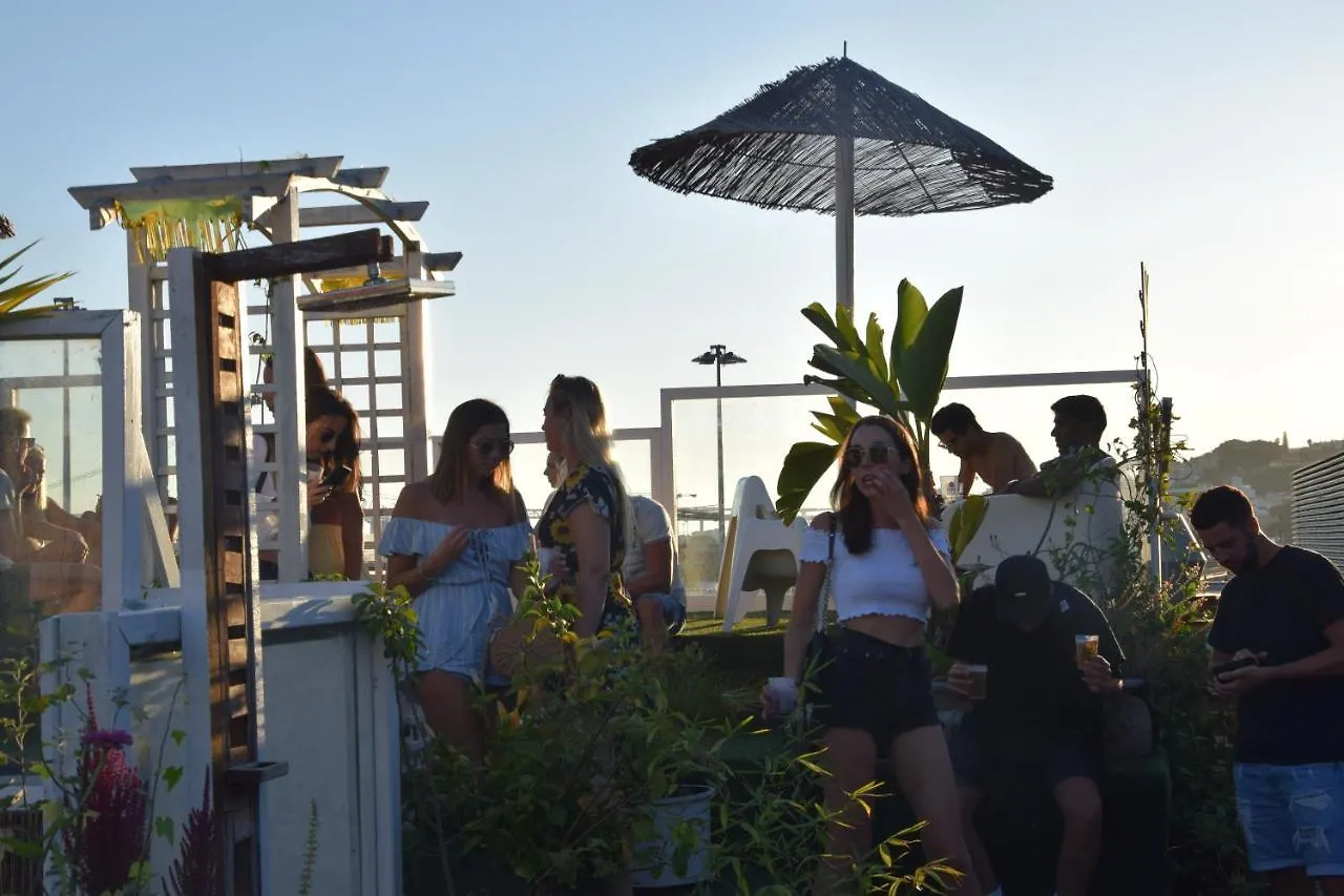 Sunset Destination Hostel Lisboa Portugal